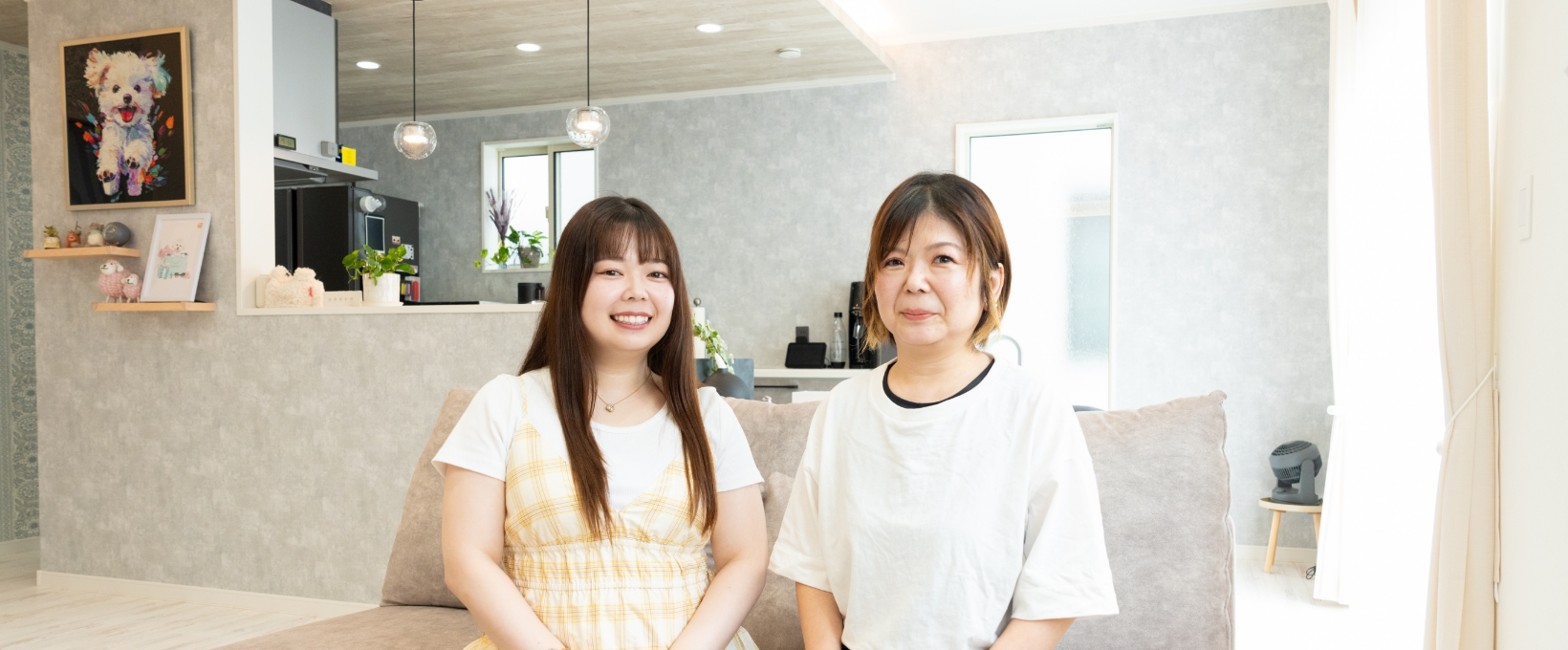 開放感と温もりが調和するミニマルに整えた住まいに